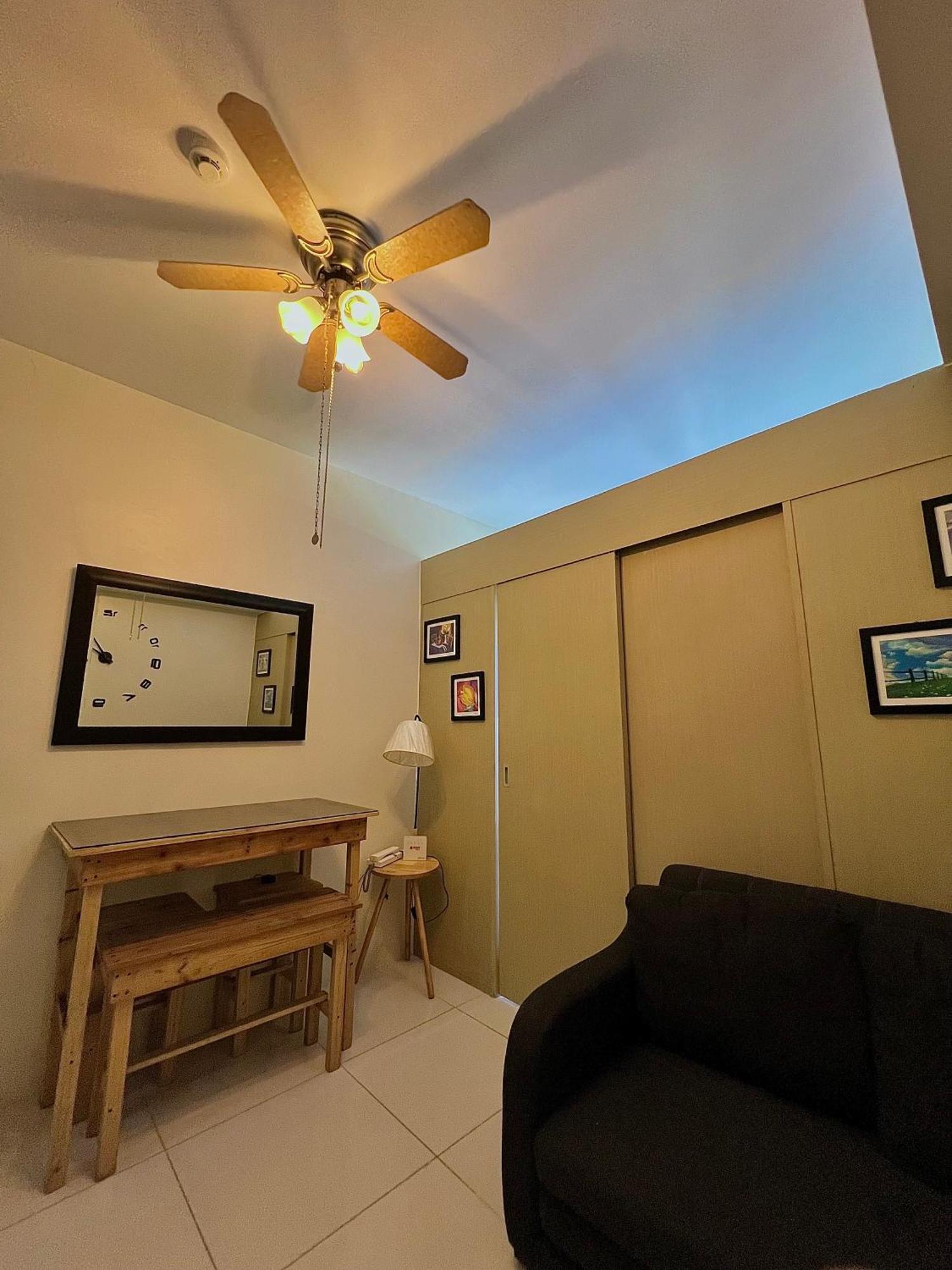 The Pallet House, Wind Residences Tagaytay Tagaytay City Eksteriør billede